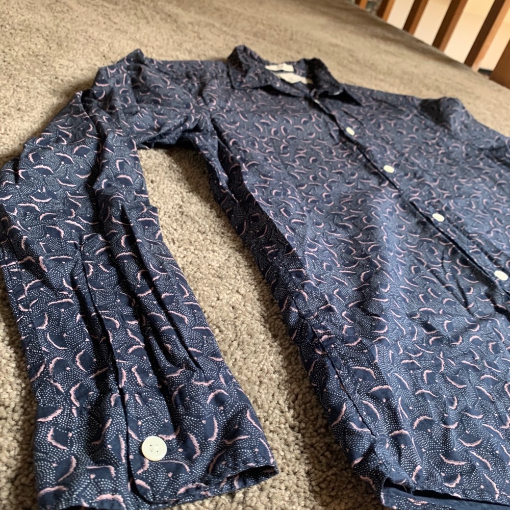 Fun patterned button down shirt - Picture 6 of 8